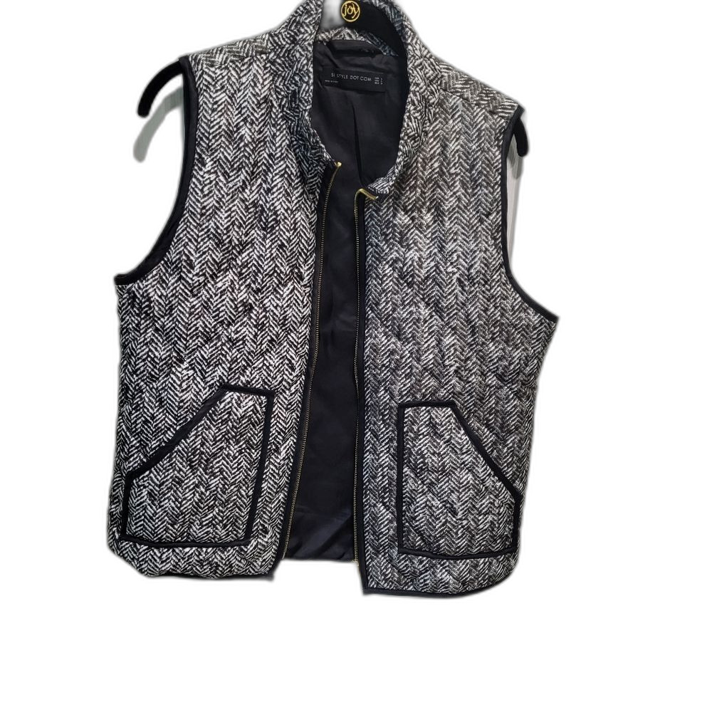 Vest Black and White - Large